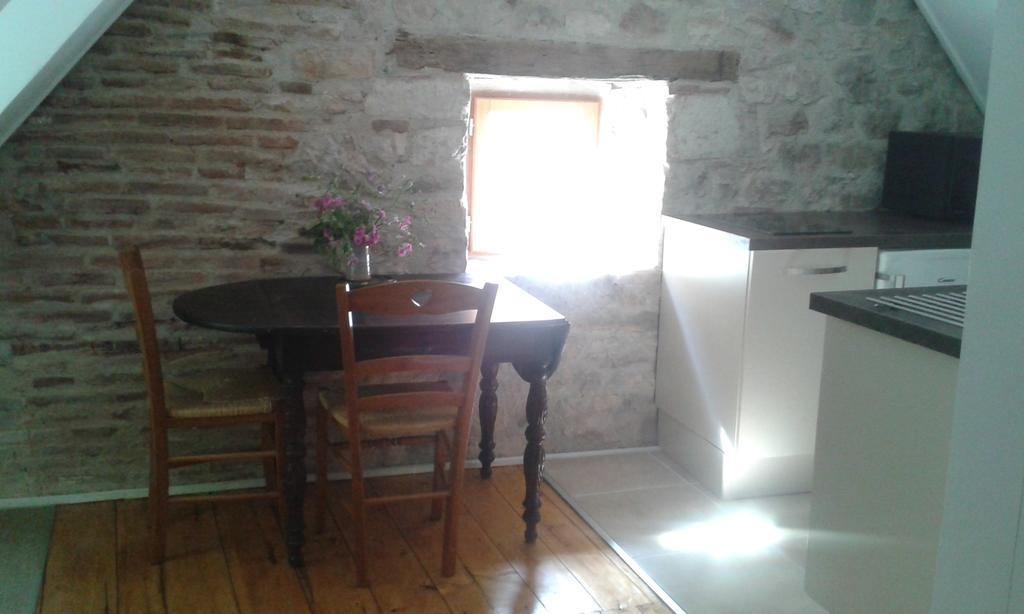 Charme et jardin cœur St Cirq - Appartements Saint-Cirq-Lapopie Extérieur photo